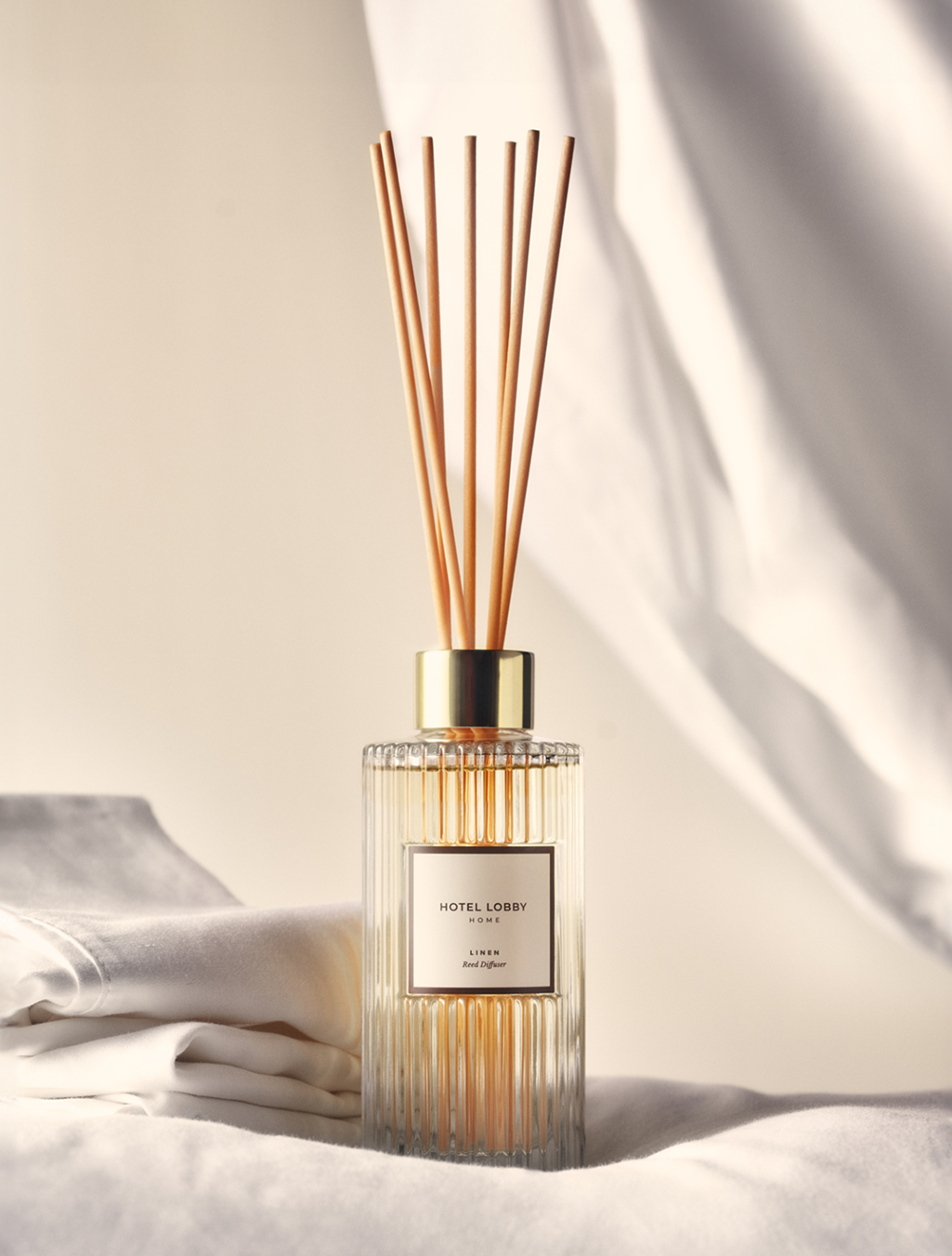 Hotel Lobby Candle - Linen - Luxury Reed Diffuser - Home Decor & Gifts