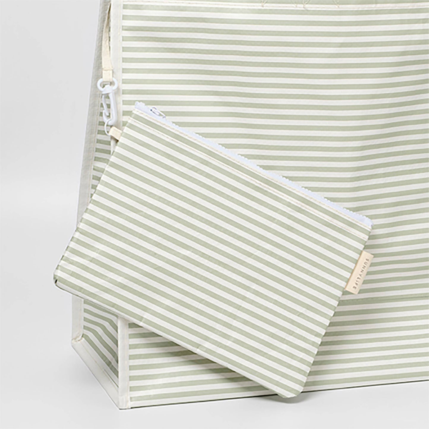 Sunnylife - Carryall Beach Bag La Palma Sage Stipe
