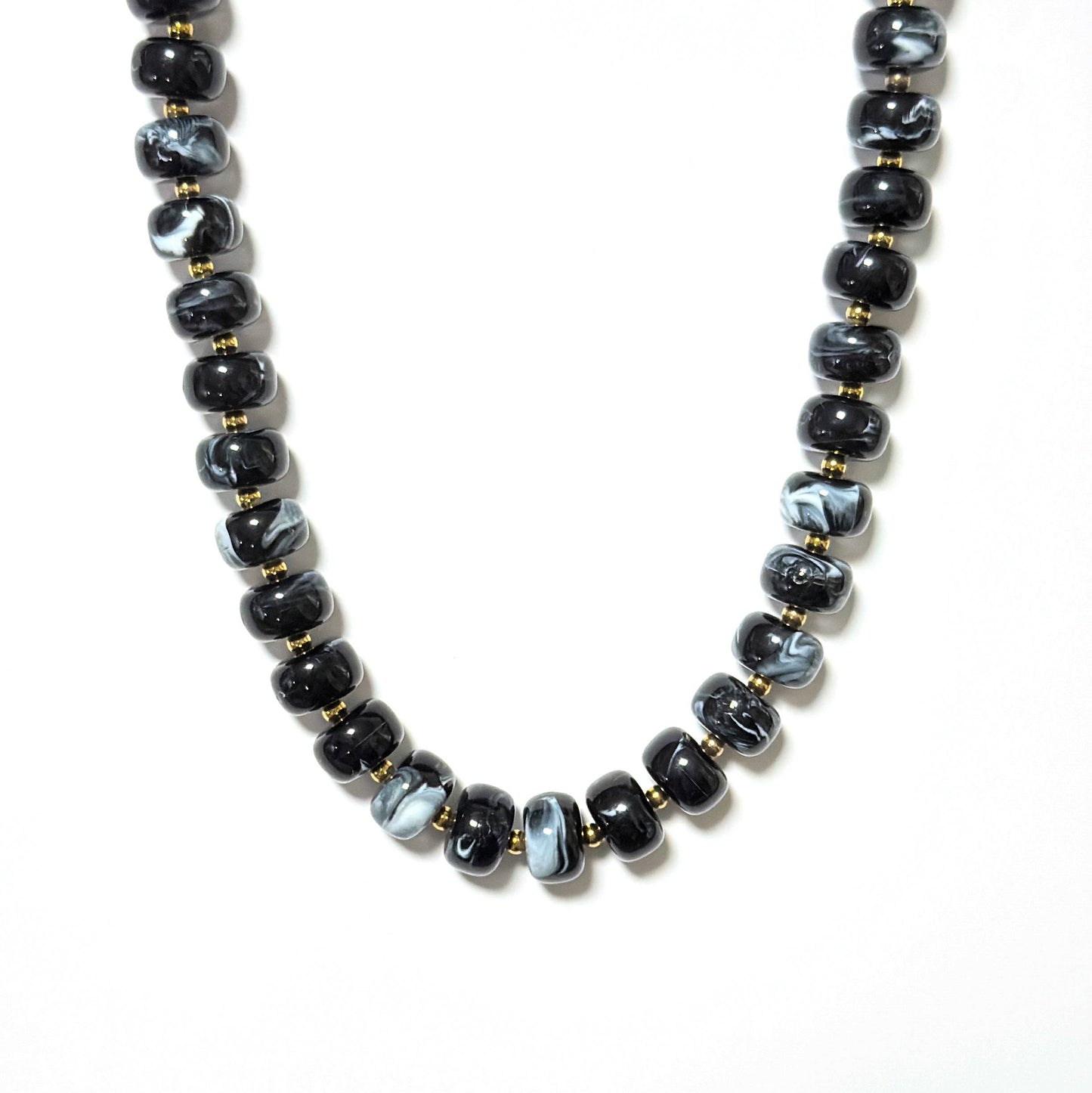 Savvy Bling - Fall Marble Beaded Statement Necklace Waterproof: Brown Swirl- Barrel