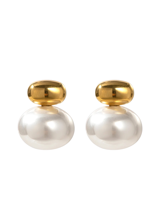 Emma Gold Pearl Studs