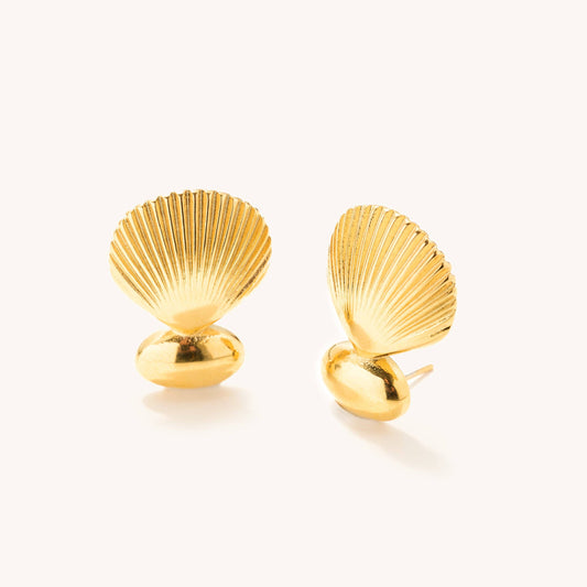 Nikki Smith Designs - Shelly Chunky Shell Earrings