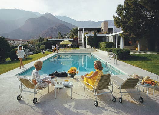 Piecework Puzzles - Poolside Gossip - Slim Aarons Collab - 1000 Piece Puzzle