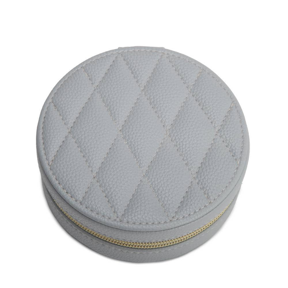 Leah Quilted Round Travel Jewelry Case: Pearl White