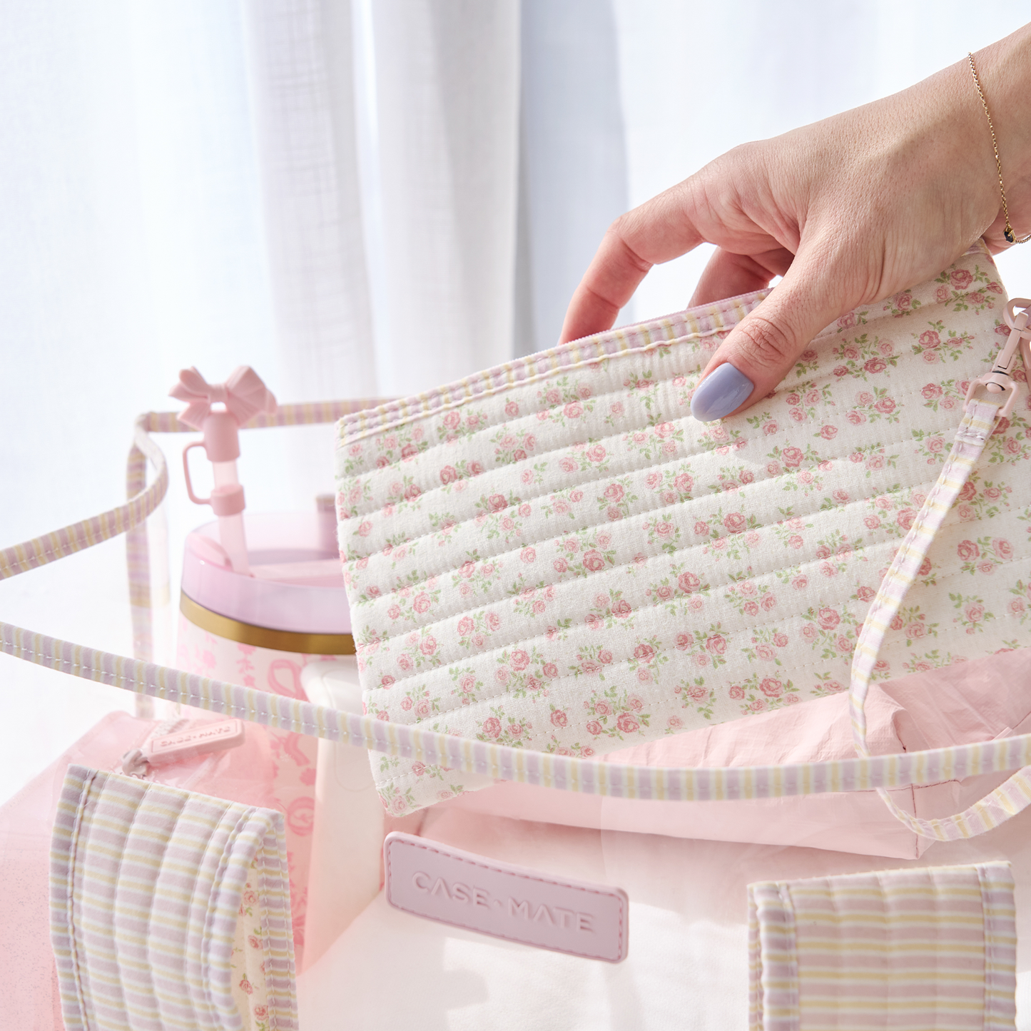 Case-Mate - Case-Mate Quilted Ditsy Floral Jelly Tote Bag