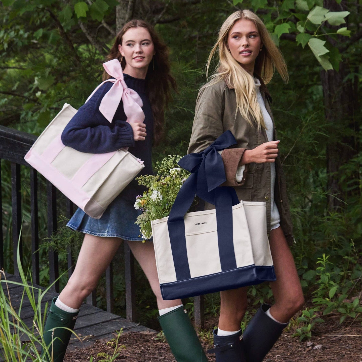 Case-Mate - Case-Mate Canvas Tote: Oxford Navy Bow
