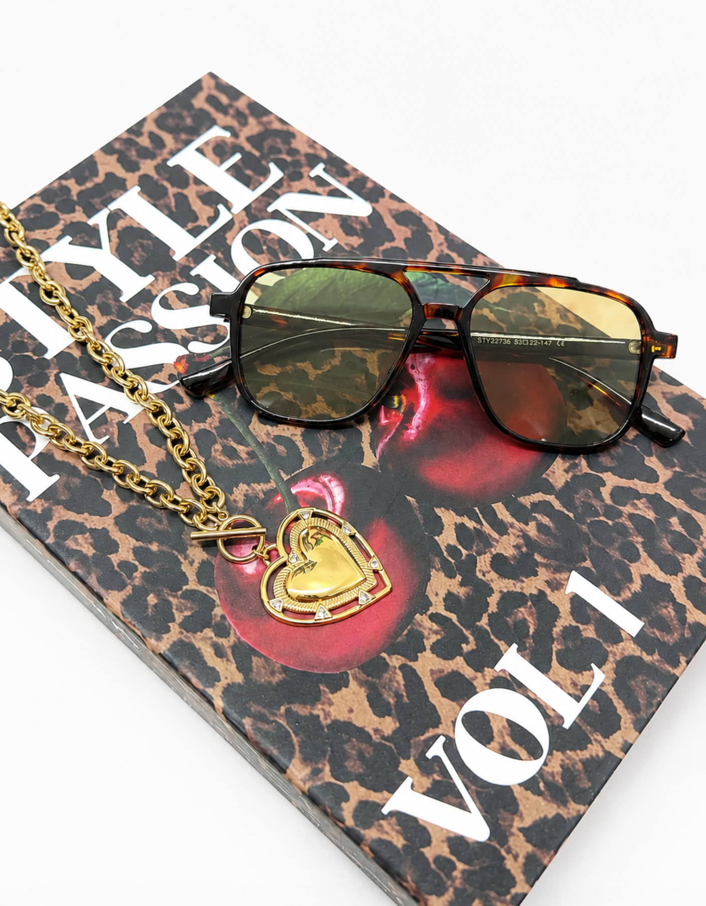 HAVEN + FAYE Collective - Haven Tortoise Aviator Sunglasses